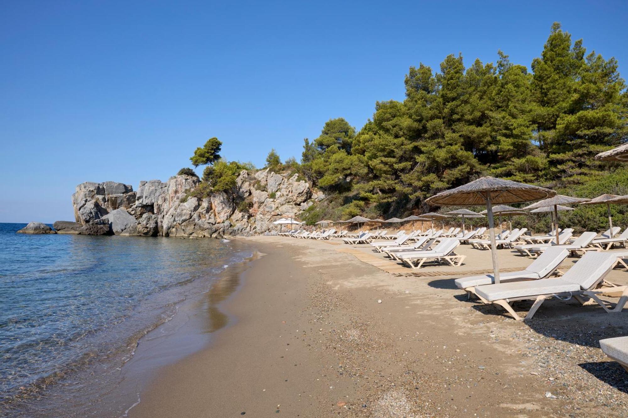 Ajul Luxury Hotel & Spa Resort, A Registry Collection Hotel Agia Paraskevi  Exterior foto